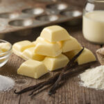 découvrez la composition du chocolat blanc, ses ingrédients principaux et les secrets pour mieux le connaître et l'apprécier.